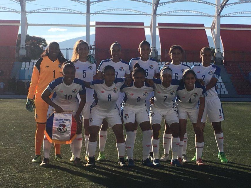 Selección Femenina se alza con el bronce en los Centroamericanos