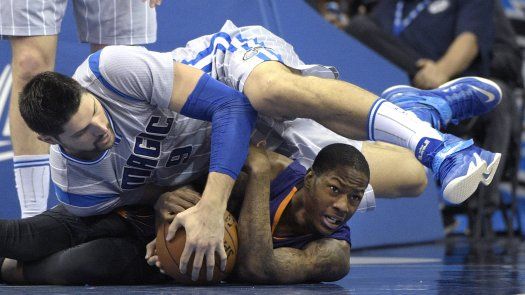 Suns vencen al Magic, rompen racha de 17 derrotas de visita