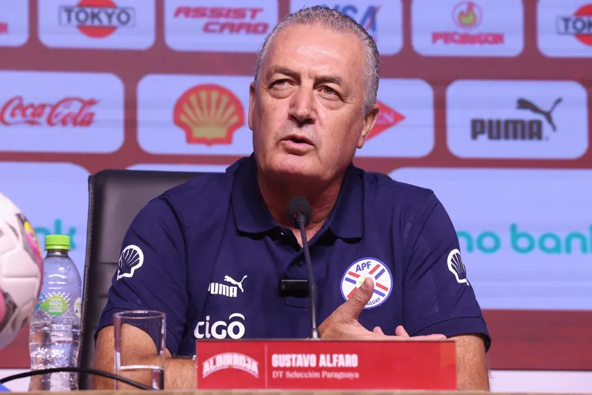 Gustavo Alfaro es anunciado como nuevo DT de Paraguay