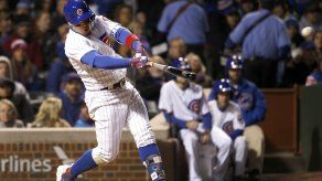 Báez se queda a un doble del ciclo; Cachorros vencen a Filis