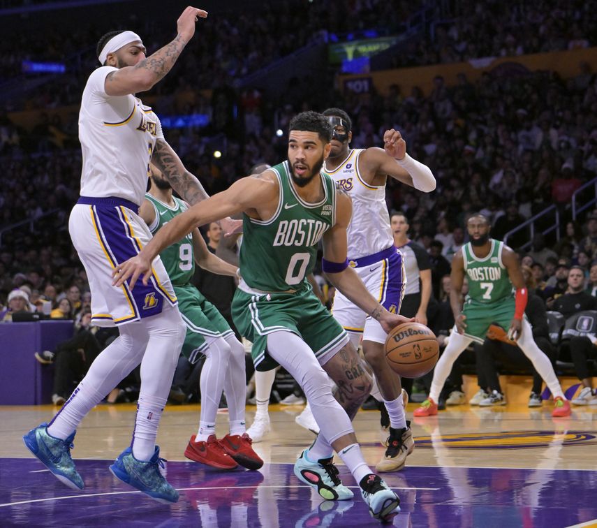 NBA: Celtics vencieron a Lakers en tradicional choque en Día de Navidad