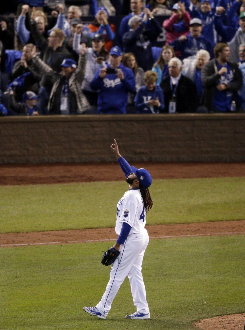 Cueto es invencible cuando lanza en casa