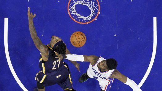 George anota 34 y Pacers endilgan otro revés a 76ers