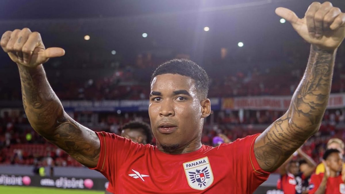 Selección de Panamá: Eduardo Guerrero, el 9 que busca romper las redes ante Guadalupe