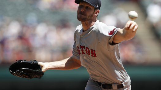Con 12 ponches de Sale, Medias Rojas vencen a Rangers