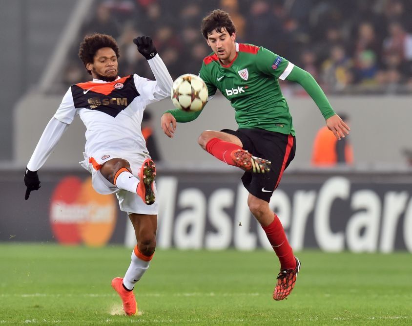 Chelsea, Shakhtar y Arsenal a octavos de la Champions