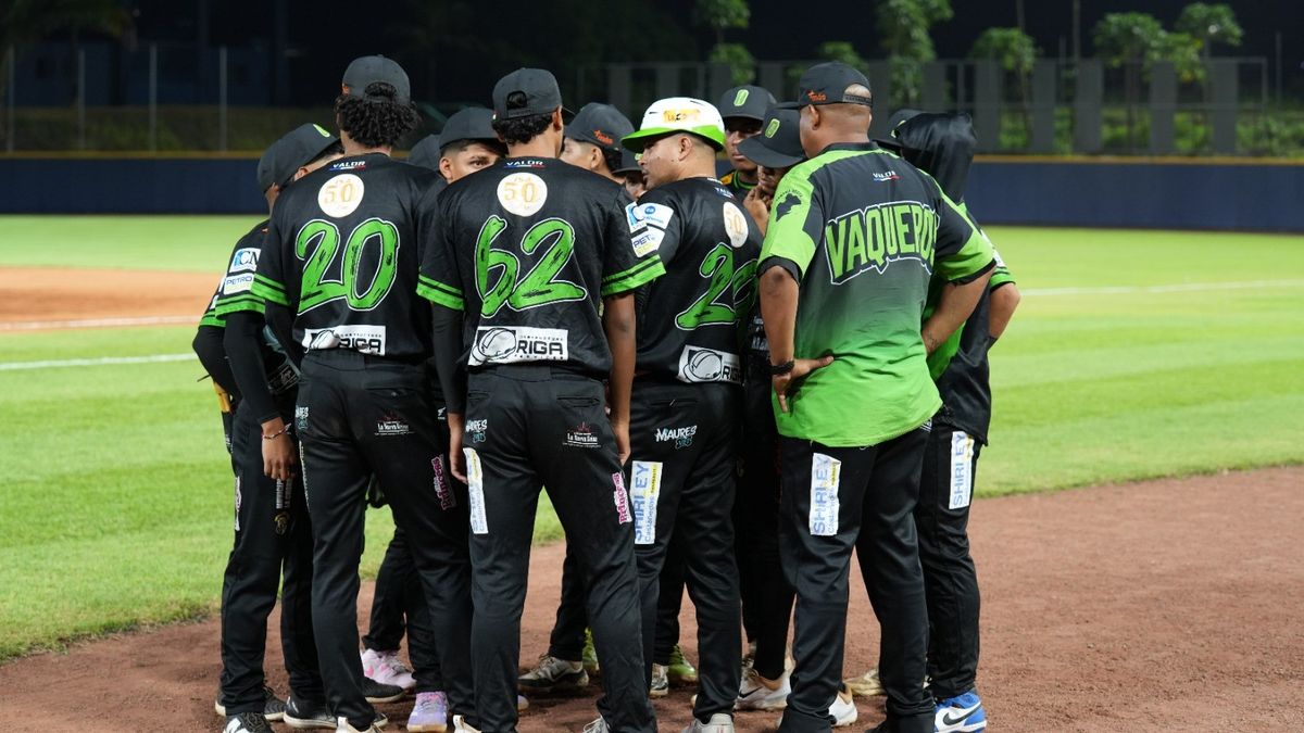 Béisbol Juvenil 2026: Panamá Oeste suma otro triunfo y se ponen a uno del título Béisbol Juvenil 2026: Panamá Oeste suma otro triunfo y se ponen a uno del título