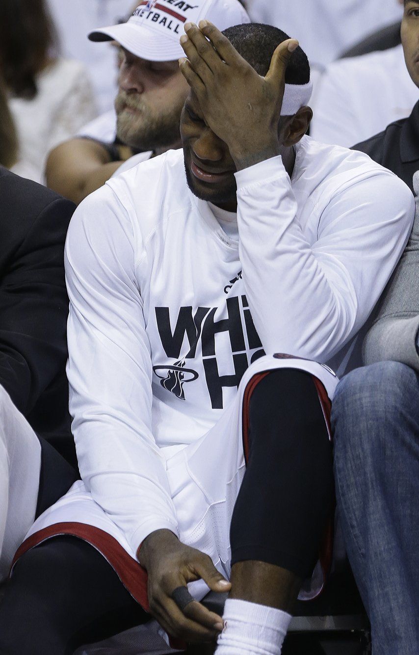 LeBron y el Heat pasan noche larga y dolorosa