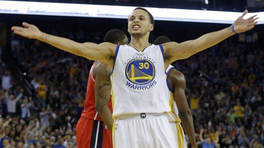 Warriors asfixian a Wizards en 3er cuarto, ganan 107-76