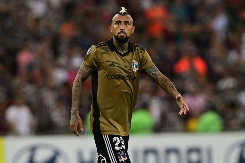 Arturo Vidal y algunos jugadores del Colo Colo enfrentan denuncia por agresión sexual