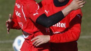 América: Miles de chilenos viajan a partido Chile-Uruguay