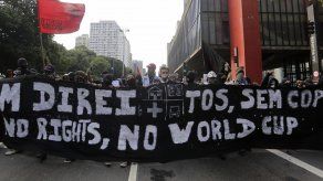 Cientos protestan contra el Mundial en Brasil