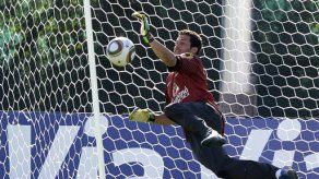 Mundial: Arqueros de Brasil acaparan la atención