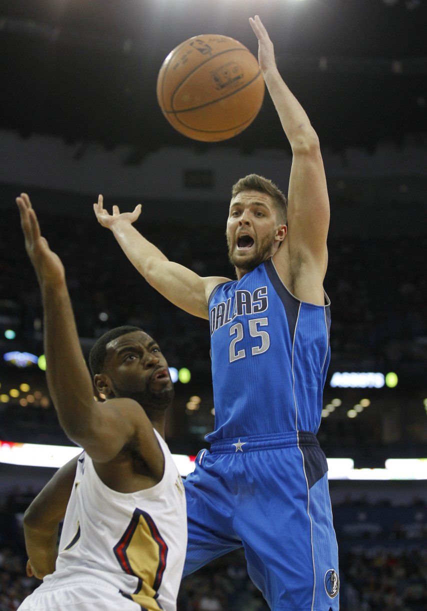 Con 20 de Parsons, Mavs doblegan a Pelicans