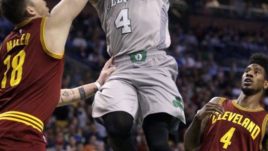 Celtics acarician los playoffs tras apalear a Cleveland