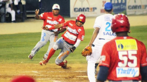 Doble juego explosivo en el Rod Carew este martes