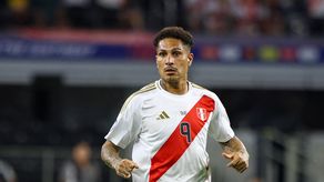 Paolo Guerrero anunció oficialmente su retirada de la selección de Perú