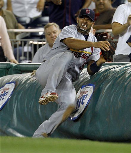 Albert Pujols está bien del tobillo y juega contra Nacionales