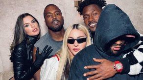 Floyd Mayweather Jr de fiesta con Antonio Brown, Maddona y otros famosos