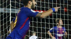 Messi y Suárez acercan al Barcelona a la final de Copa
