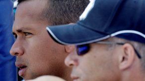 Rodrí­guez sigue esperando por reunión con Grandes Ligas