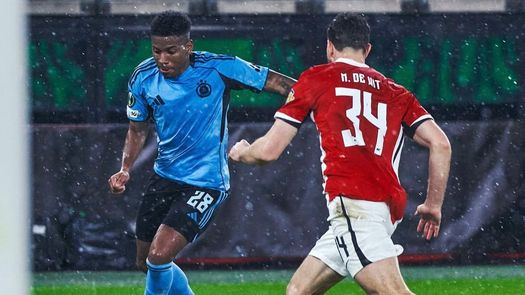 César Blackman rompió las redes en el fútbol de Eslovaquia César Blackman rompió las redes en el fútbol de Eslovaquia