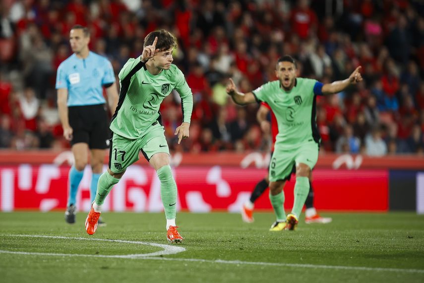 Atlético de Madrid gana al Mallorca para aferrarse a la Champions League