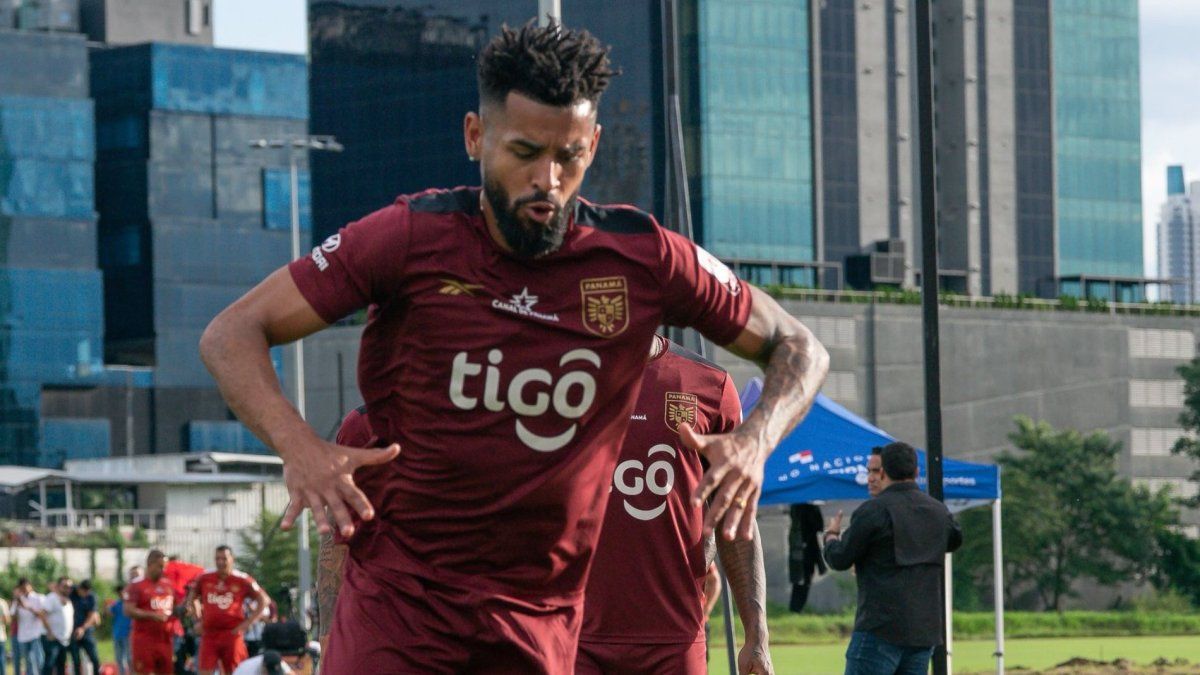 Selección de Panamá: Un solo jugador no puede cargar este barco, Aníbal Godoy Selección de Panamá: Un solo jugador no puede cargar este barco, Aníbal Godoy