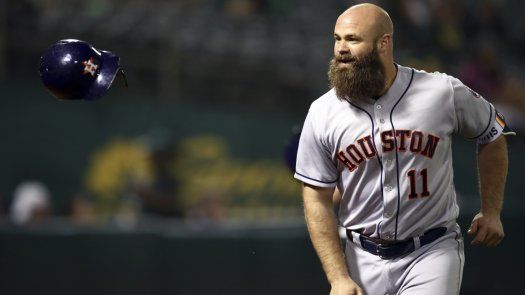 Astros ganan 13-5 a Atléticos en otra gran noche de Gattis
