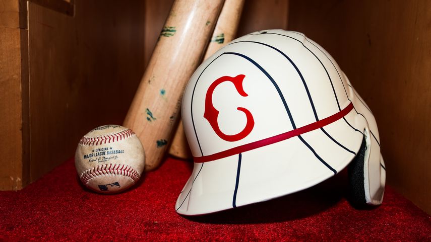 MLB: Cachorros y Rojos revelan uniformes para el Field of Dreams