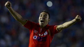 Argentino Sosa le da empate a Pumas