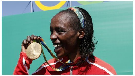 La campeona olímpica Jemima Sumgong, suspendida ocho años por mentir