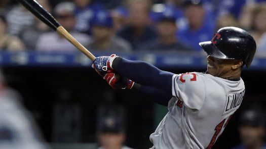 Lindor pega grand slam e Indios arrollan 9-3 a los Reales
