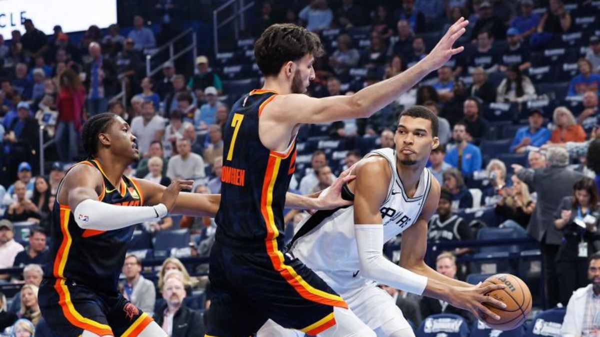 Nba Thunder De Chet Holmgren Ganaron El Duelo Ante Victor Wembanyama Y