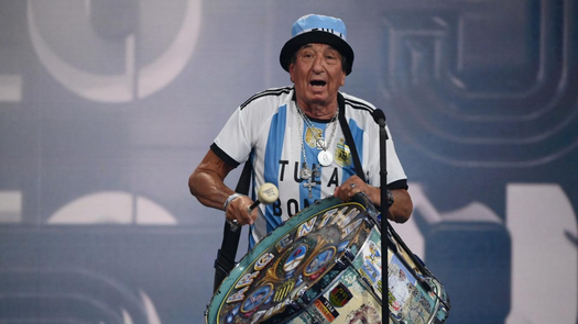 Falleció El Tula, hincha argentino que fue premiado en el The Best