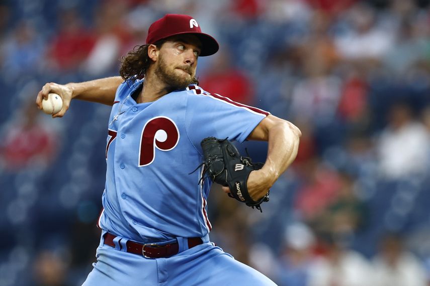 MLB: Aaron Nola acuerda con Phillies por siete años