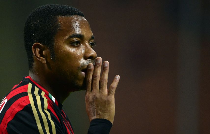 Robinho pasa su primera noche en prisión en Brasil