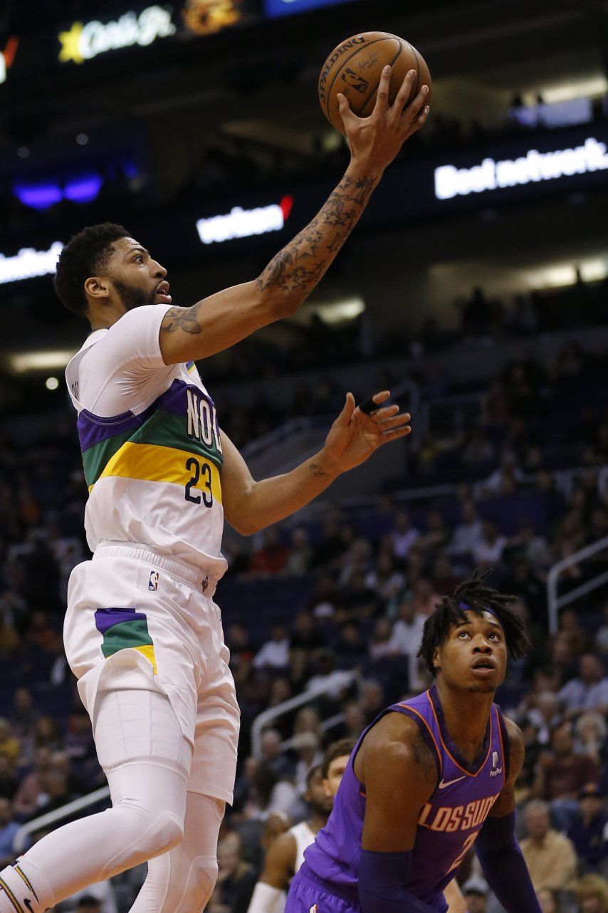 Randle anota 22 puntos y Pelicans derrota 130-116 a Suns