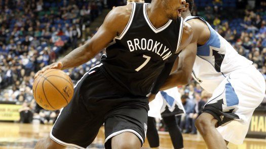 Nets vencen a Wolves en 1er duelo desde canje de Garnett