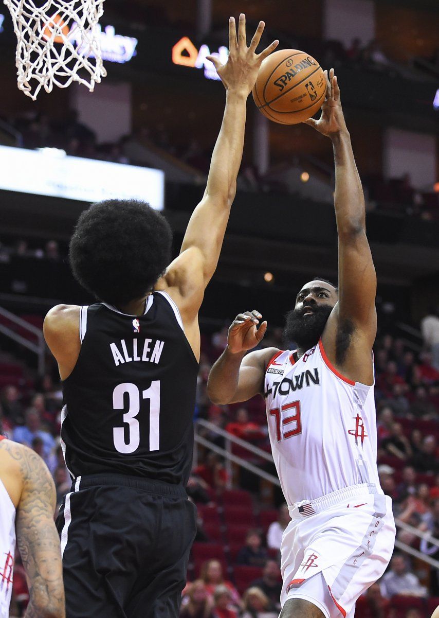 Harden explota con 44 puntos y Rockets vence 108-98 a Nets