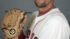 Smoltz llega a acuerdo con los Cardenales