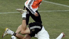 Mundial: Alemania se entrena con pelotas de rugby
