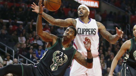 Los Clippers ganan a los Bucks con 21 puntos de Chris Paul