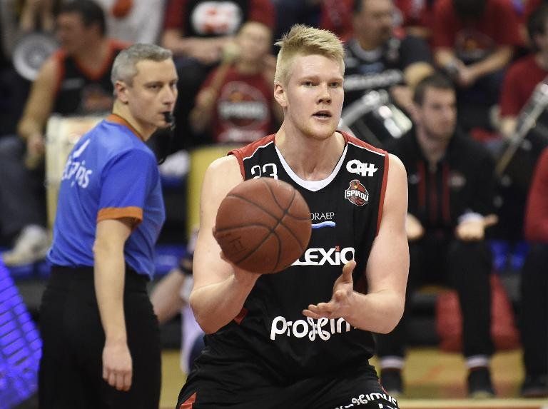 Hallan muerto a basquetbolista danés en Bélgica