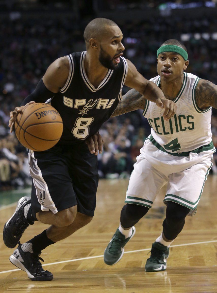 Aldridge y los Spurs derrotan a Celtics por 95-87