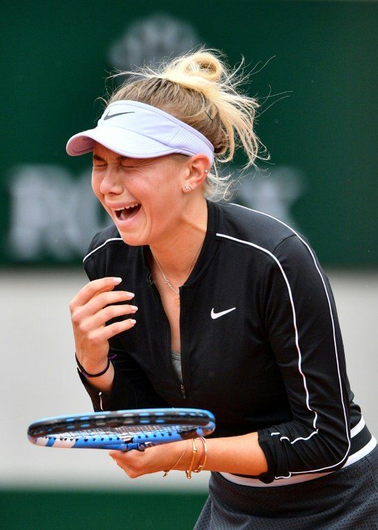 Barty y la revelación Vondrousova jugarán la final en Roland Garros