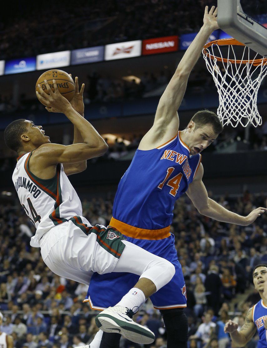Knicks sufren 16ta derrota seguida, ahora en Londres