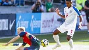 El colonense Yoel Bárcenas es nuevo jugador del Real Oviedo