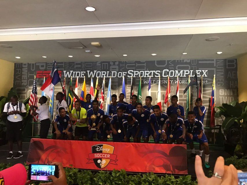 La Profesional y El Comercial campeones en la Copa Disney