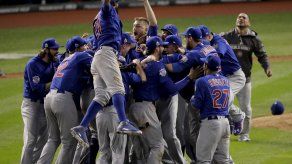 Cachorros conquistan su primera Serie Mundial desde 1908